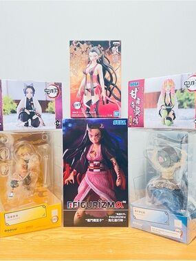 🔥 Demon Slayer Figure Lot – 6 Figures (Great Condition) 🔥 Red